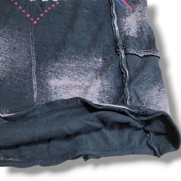 Affliction Top Size Medium Y2K Affliction Seek and Destroy Graphic Print T-Shirt - Picture 6 of 7